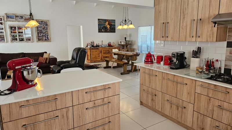 3 Bedroom Property for Sale in Dwarskersbos Western Cape